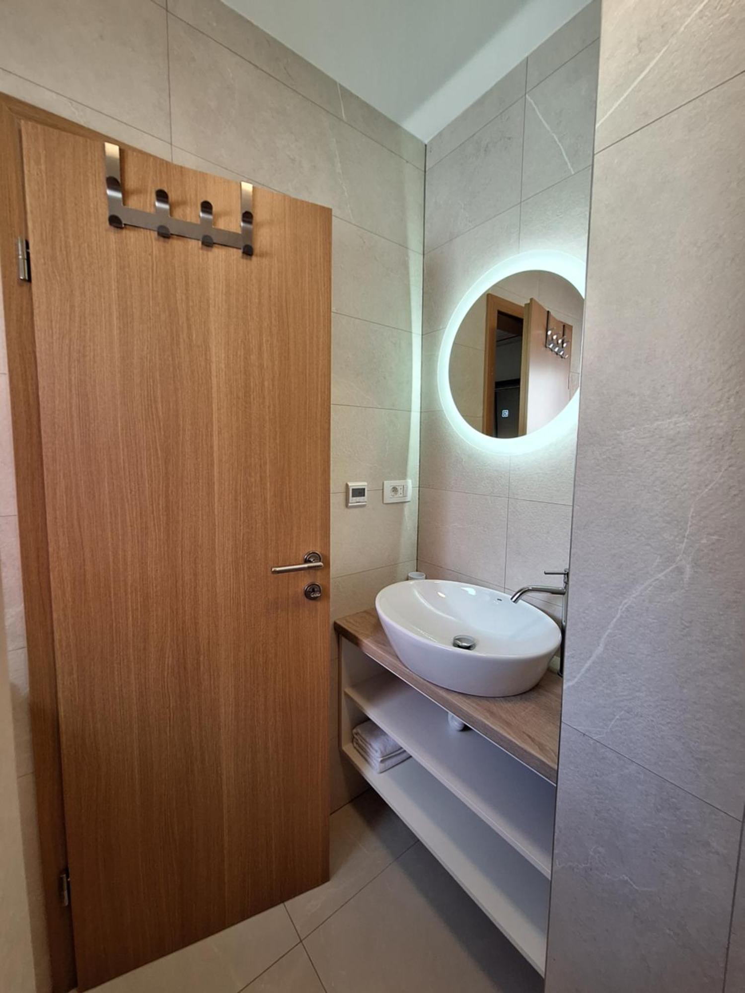 Luxury Apartment Imota,With Private Pool,Car Evcharger Imotski Esterno foto