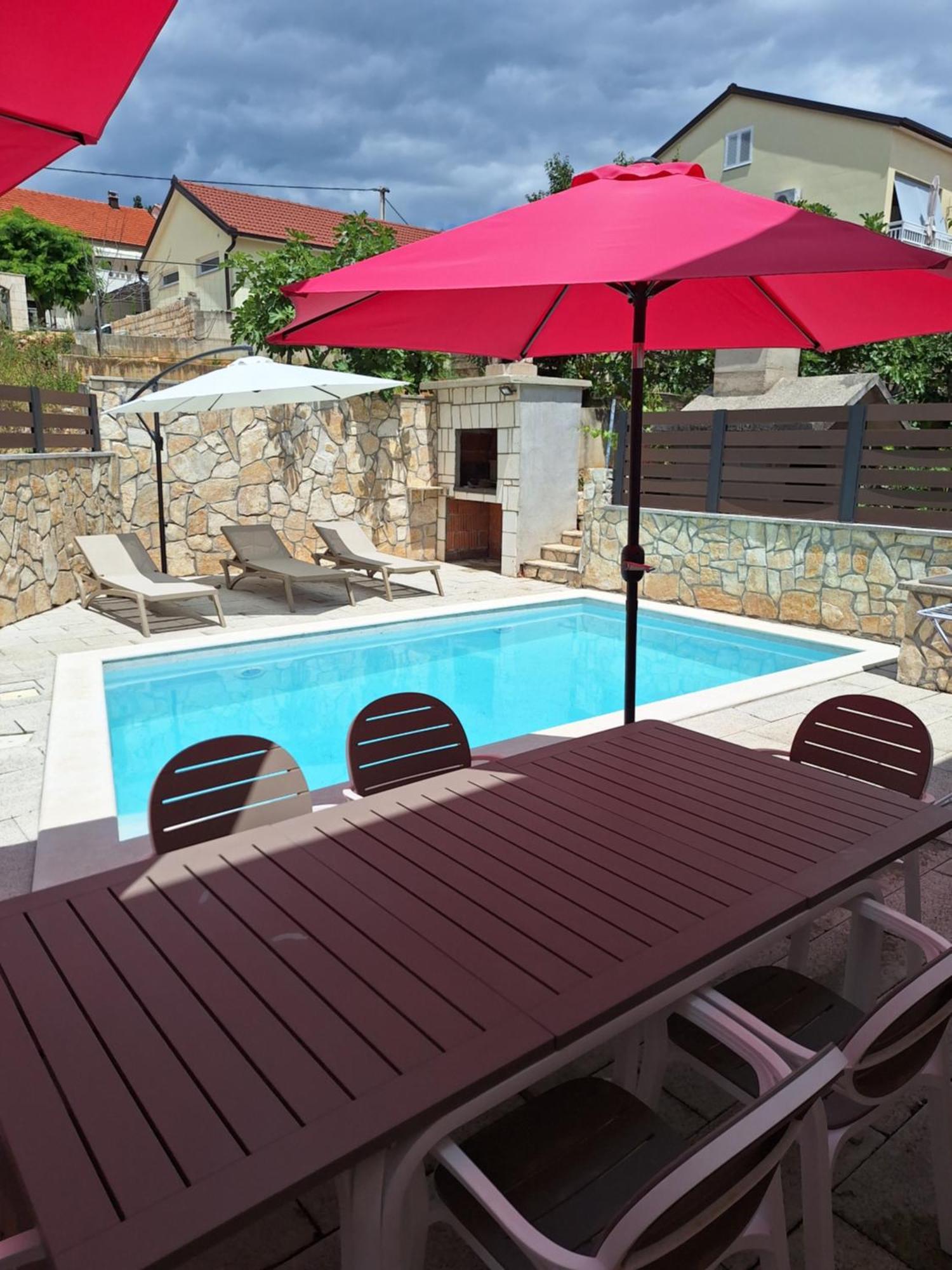 Luxury Apartment Imota,With Private Pool,Car Evcharger Imotski Esterno foto